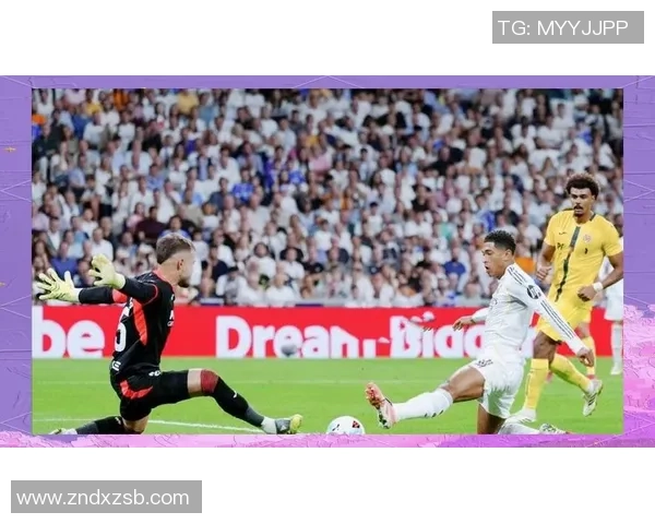 欧联杯精彩对决皇马与那不勒斯1比1平乌龙球引发争议判罚全场沸腾